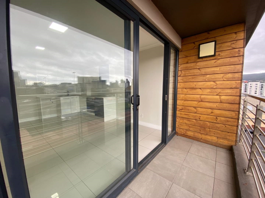 2 Bedroom Property for Sale in Zonnebloem Western Cape